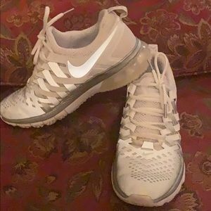 Men’s Nike fingertrap air max training shoes